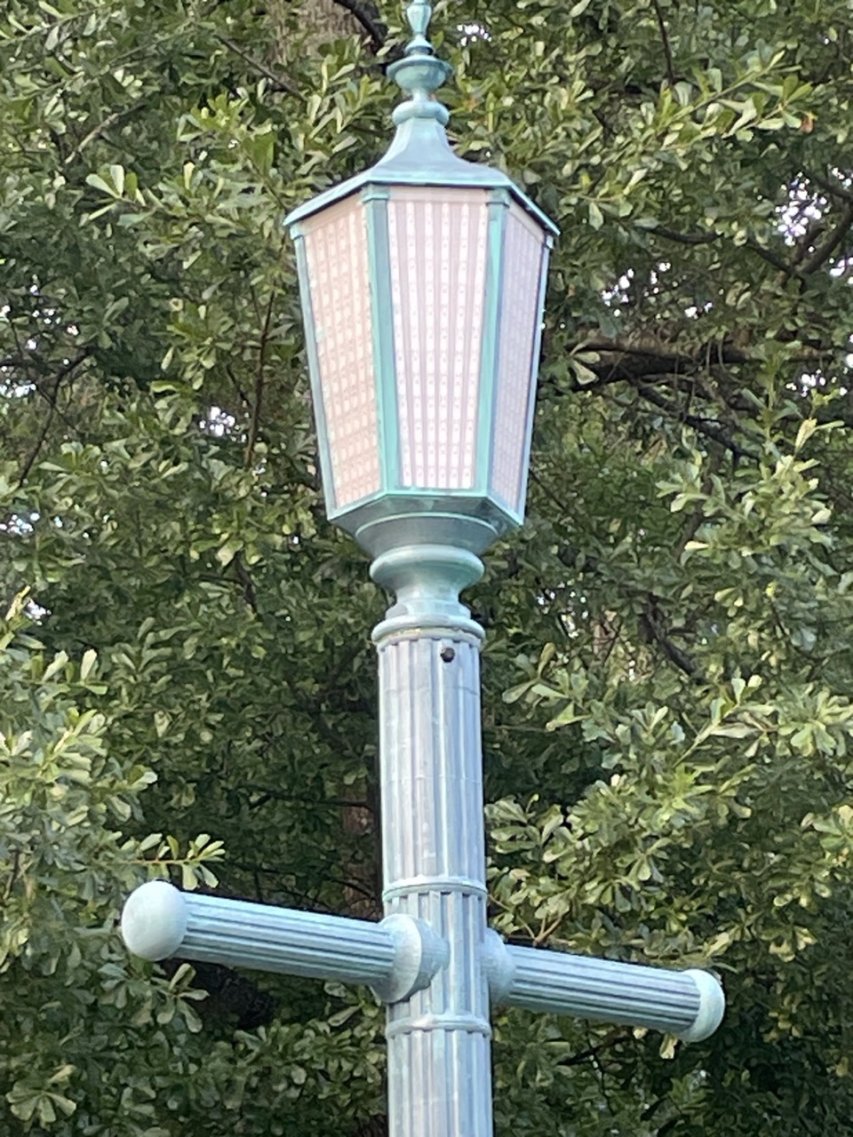 Close-up of the hexagonal lamp head